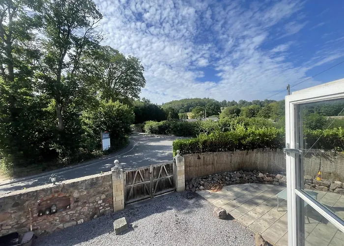 The Old Smithy Villa Bristol