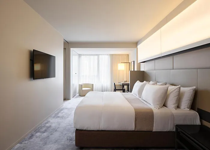 Hotel Realm Canberra