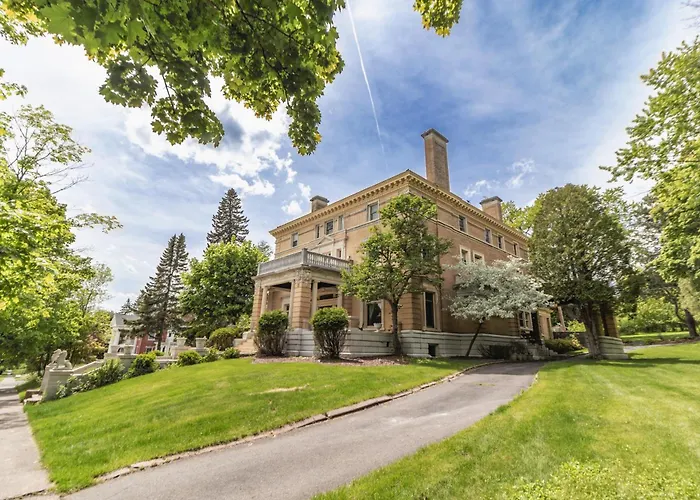 Historic Cotton Mansion By Heirloom Boutique Collection Hotel Duluth