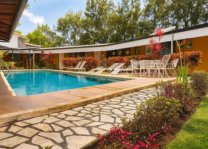 Hotel Puerta Del Sol - San Jose Airport