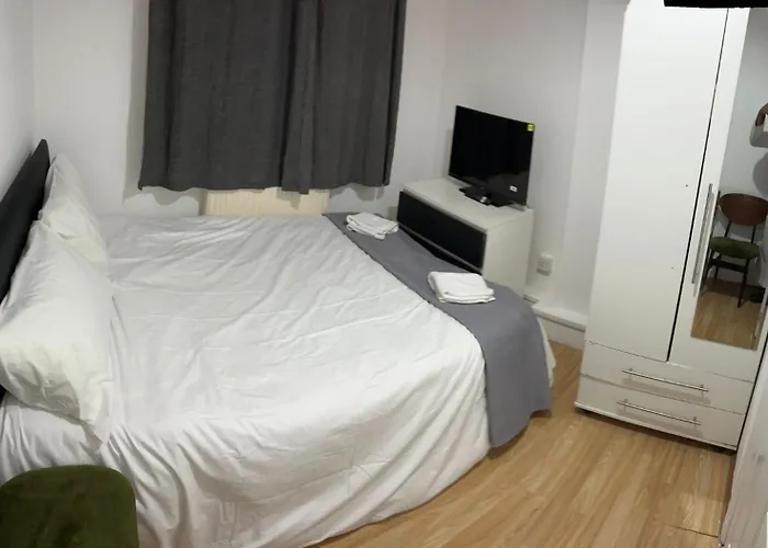 Comfortable Ensuite & Budget Rooms In East London