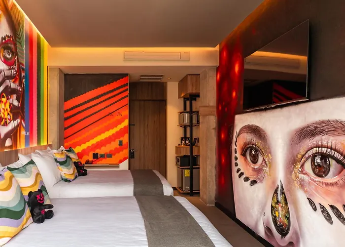 Street Art Hotel Roma Mexico City