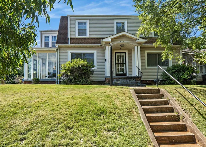 The Pinnacle At Uab - Southern Charm - Sleeps 15 Birmingham