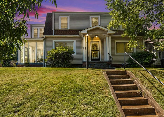 The Pinnacle At Uab - Southern Charm - Sleeps 15 Birmingham