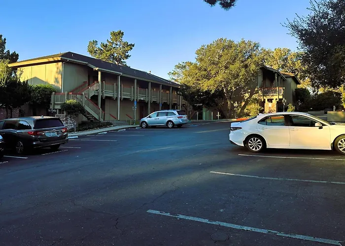 Comfort Inn Monterey Peninsula Airport