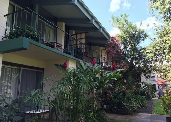 Dolphin Bay Hotel Hilo