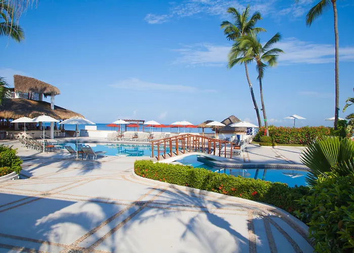 Buenaventura Grand Hotel & Great Moments Puerto Vallarta