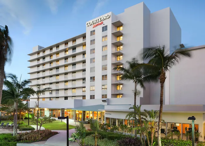 Courtyard By Marriott Miami Airport Hotel