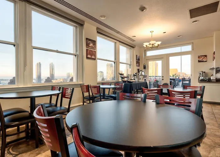 Gaslamp Plaza Suites San Diego