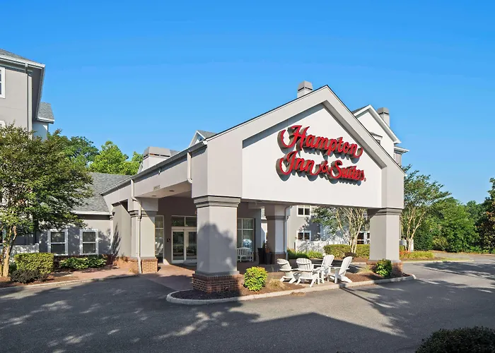Hampton Inn & Suites Newport News-Airport - Oyster Point Area