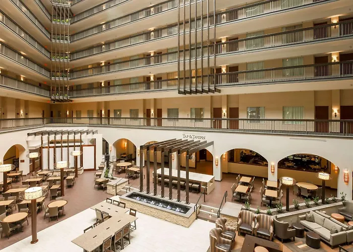 Embassy Suites By Hilton Dallas-Love Field