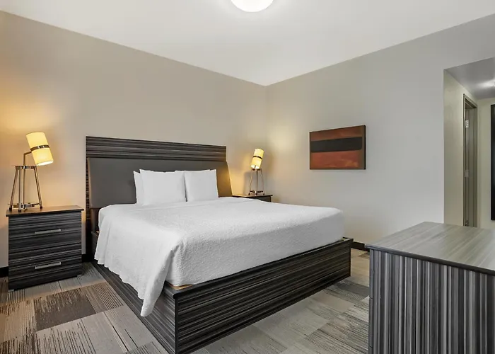 Best Western Plus Airport Inn & Suites Saskatoon