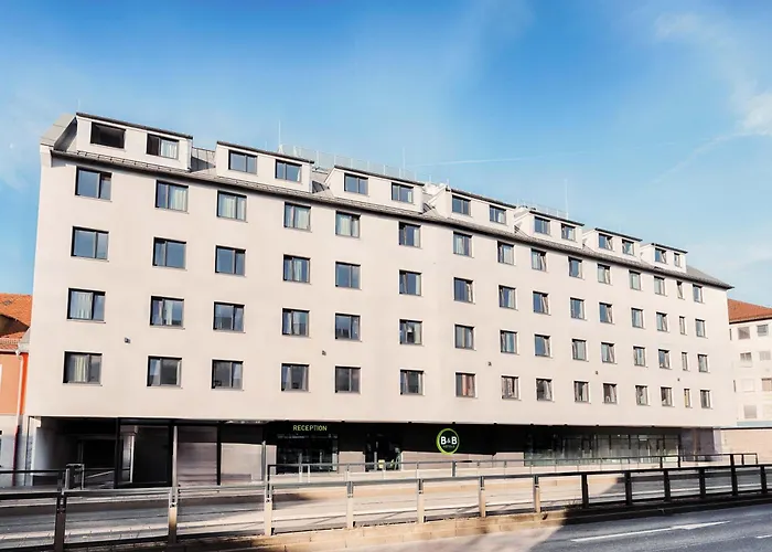 B&B Hotel Nuernberg-Plaerrer