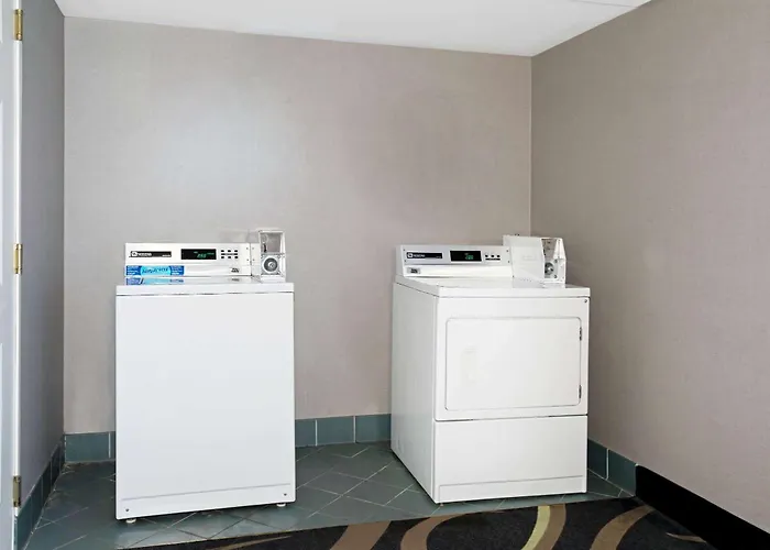 La Quinta By Wyndham Tucson Airport Hotel