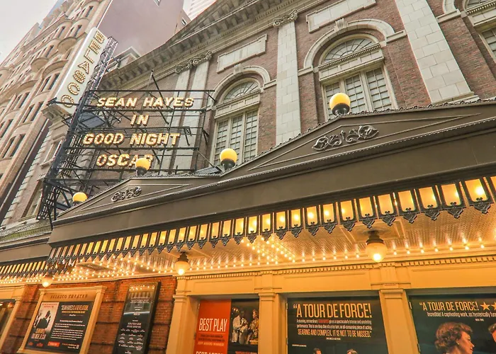 The Iroquois Times Square, A Small Luxury Hotel New York