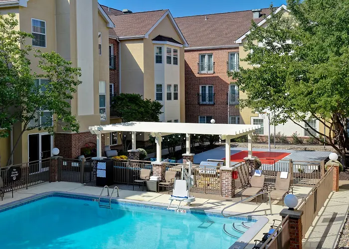 Homewood Suites By Hilton Kansas City Airport