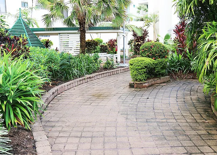 Cairns Aquarius Aparthotel