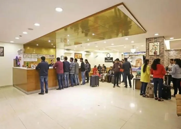 Hotel Grand Suites Near Delhi Aerocity - A Unit Of D'Capitol With Airport Drop New Delhi