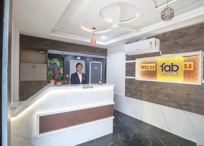 Fabhotel Ss - Opp Vishwakarma Engineering College Ahmedabad