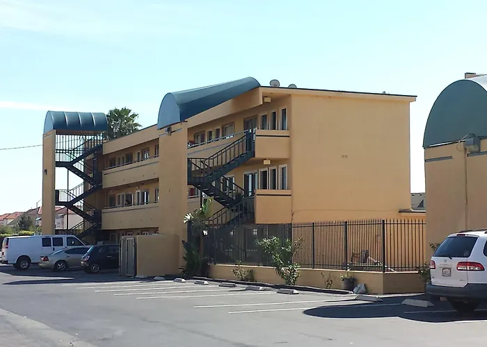 Travelodge By Wyndham San Diego Seaworld