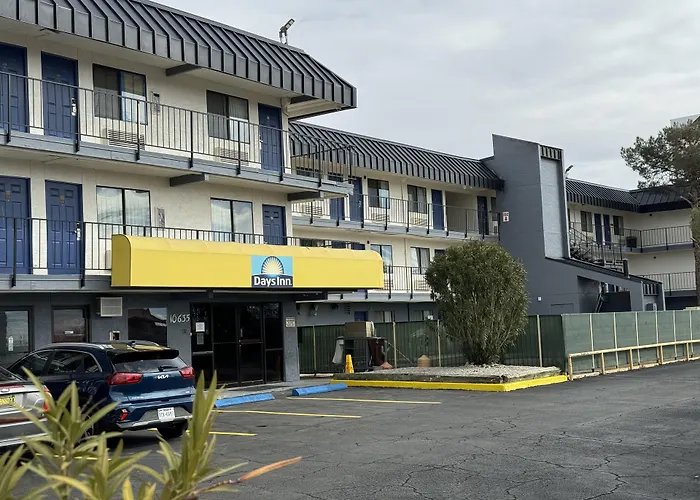 Days Inn By Wyndham El Paso I-10 East