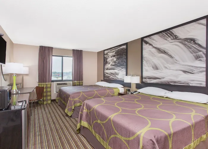 Super 8 By Wyndham Columbus Airport Hotel
