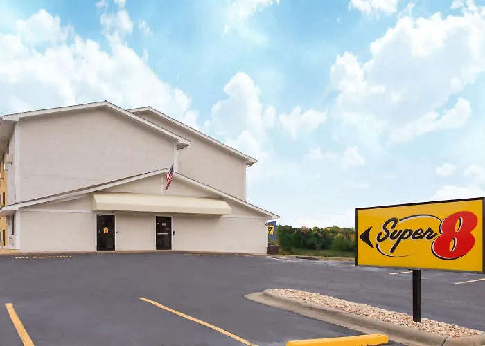 Super 8 By Wyndham Columbus Airport Hotel