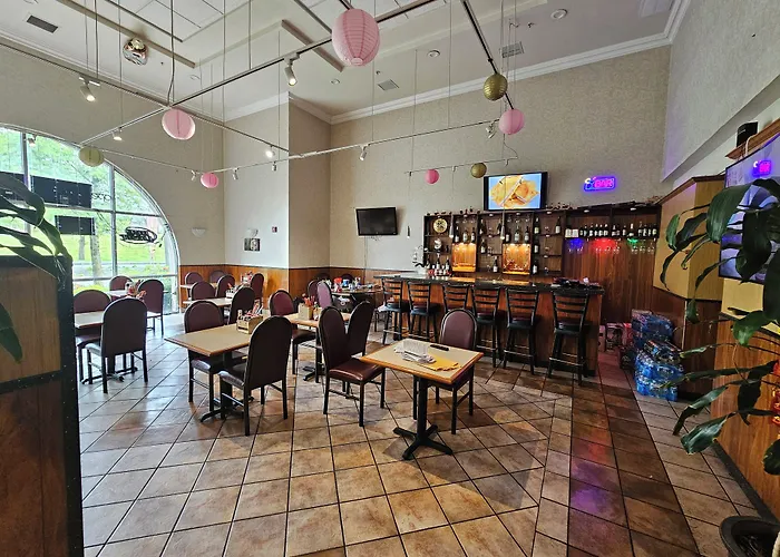 Ramada By Wyndham Seatac Airport Hotel