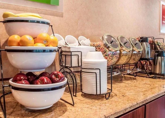 Quality Inn Near Walden Galleria Mall Cheektowaga