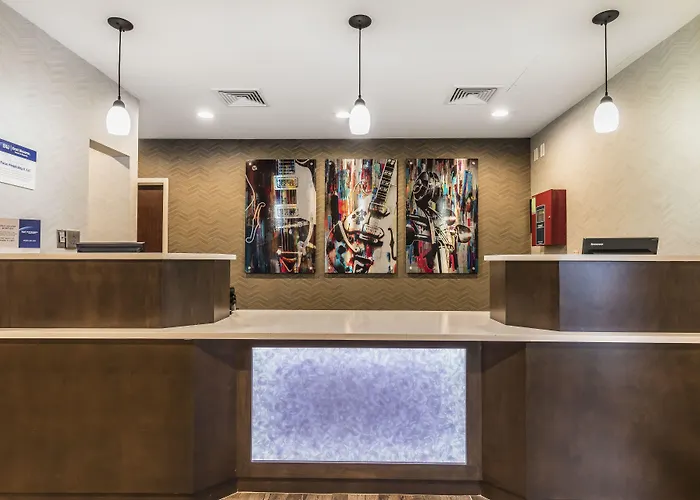 Best Western Plus Nashville Airport Hotel - Bna