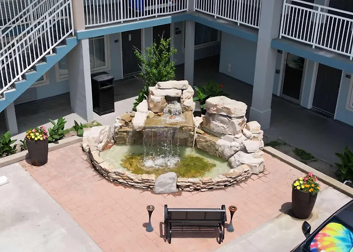 Hotels Near Norfolk Airport