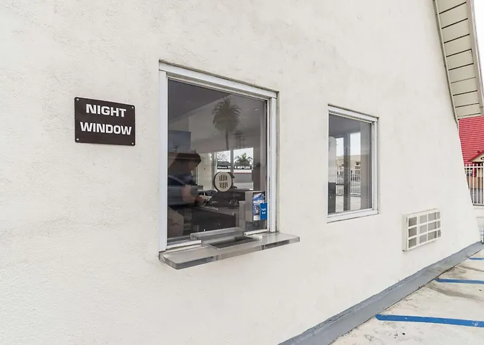 Motel 6-Long Beach, Ca - International City