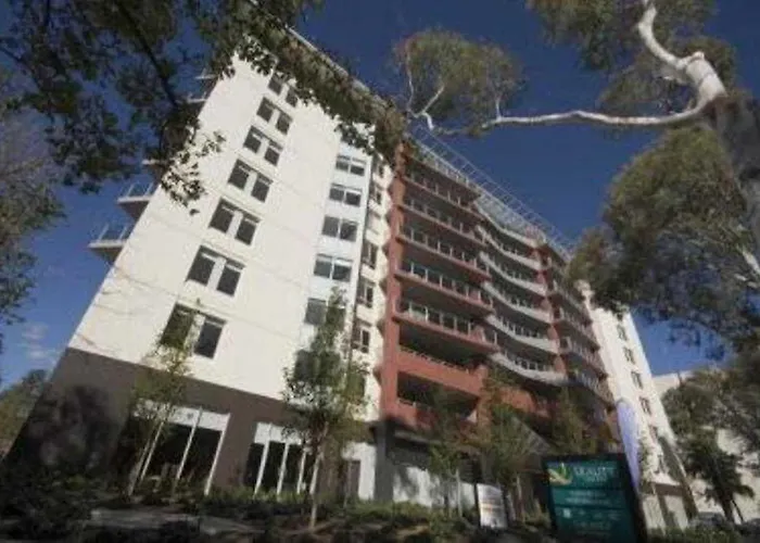 Pacific Suites Canberra