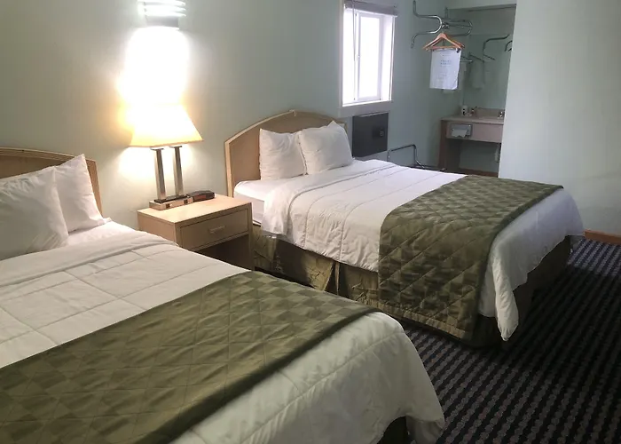Travelodge By Wyndham Seattle North Of Downtown