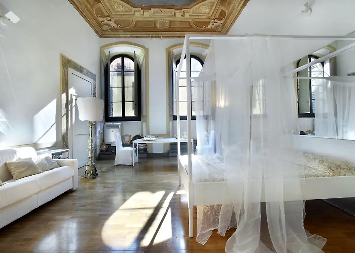 Palazzo Tolomei - Residenza D'Epoca Florence