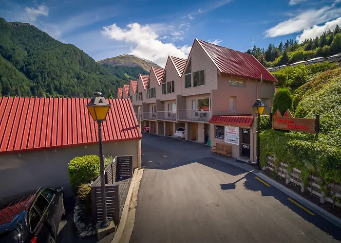 Turner Heights Townhouses Queenstown