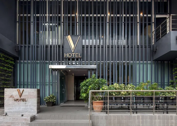 V Hotel Manila