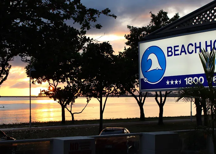 Beach House Motel Townsville