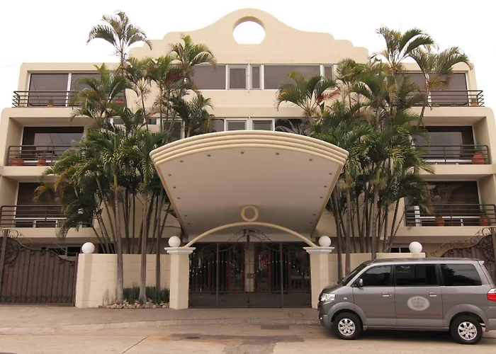 Apart-Hotel Casa Serena Guatemala City