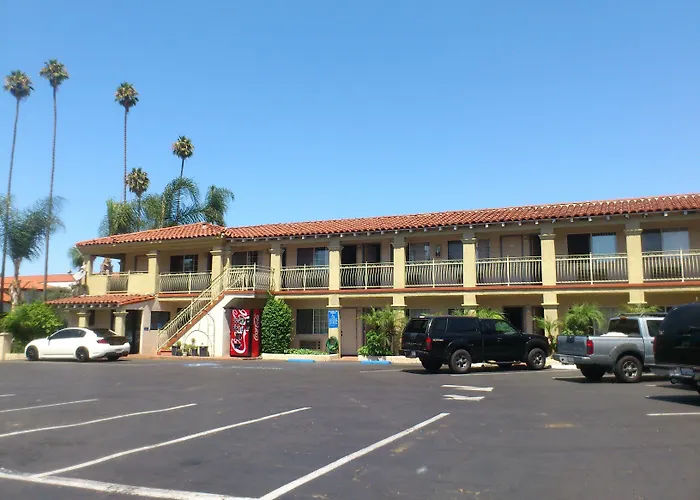 Santa Ana Travel Inn