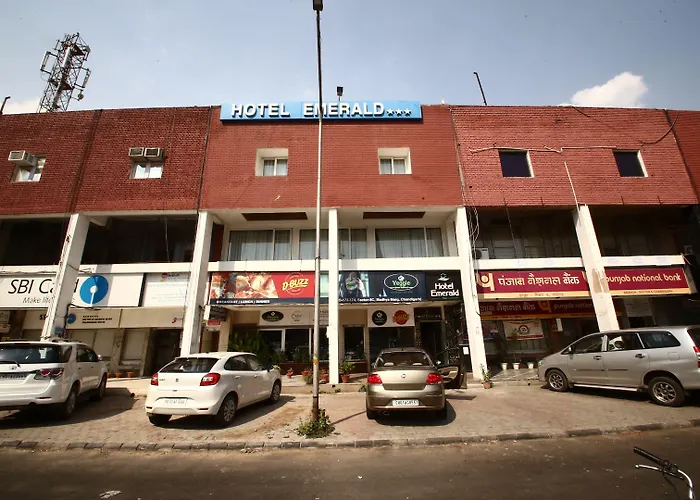 Hotel Emerald Chandigarh