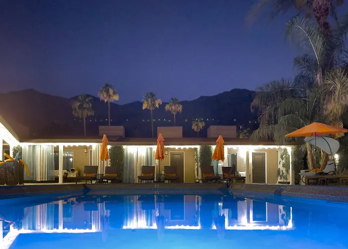 Little Paradise Hotel Palm Springs
