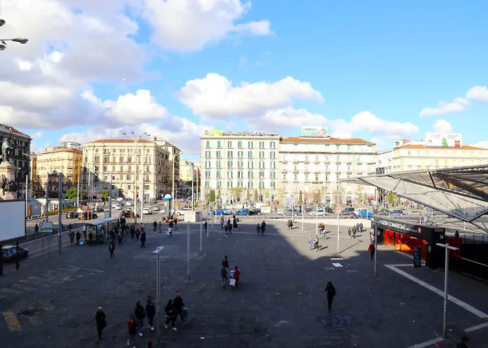 Rooms Garibaldi Naples