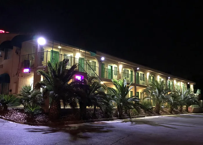 Crown Motel Las Vegas