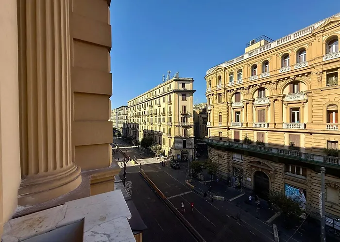 Naples Plaza Duomo Hotel