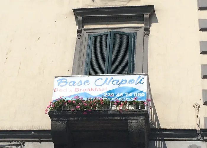 Base Napoli Mergellina