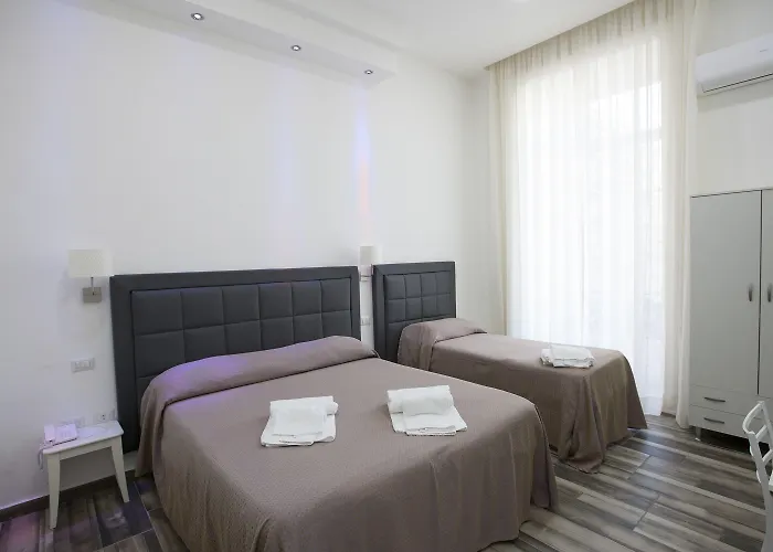 Napoli Garibaldi Square Bed & Breakfast