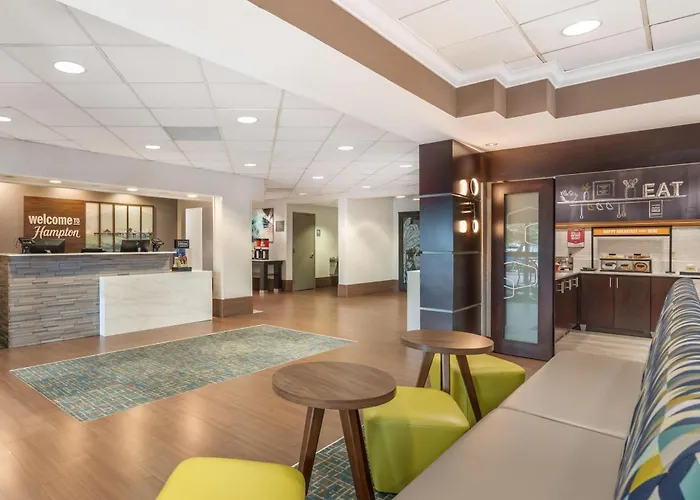 Hampton Inn Fort Myers-Airport & I-75 Gateway