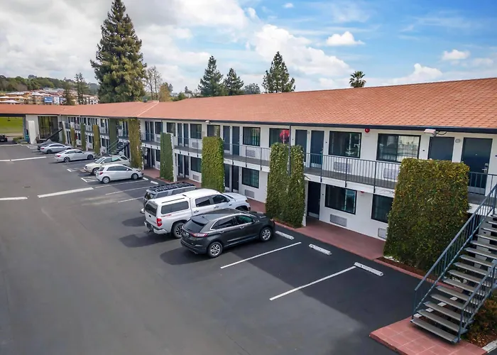 The Sandman Santa Rosa Sonoma, An Ascend Collection Hotel