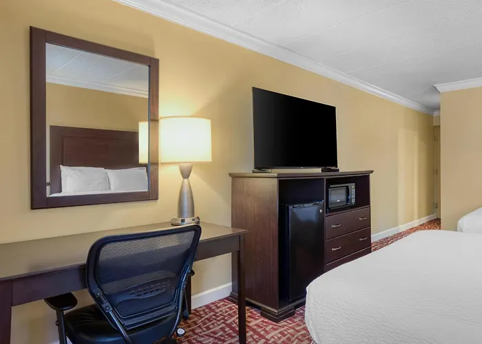 Hotels near Wilkes-Barre Airport